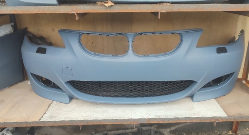 Передний Бампер от BMW E60 M5